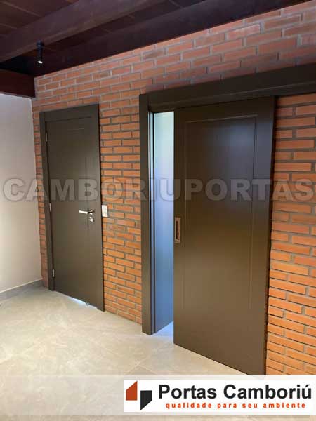 fábrica de porta laqueada madeira alto padrão sala hall de entrada quarto cozinha laca portas laqueadas balneário camboiú praia brava sc itajai itapema porto belo bombinhas preço branca de co